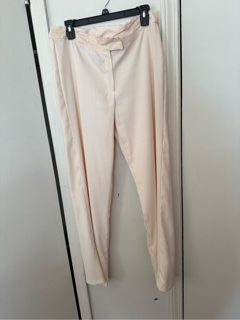 No Boundaries Cream Lace-Waist Skinny Pants